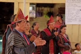 Hubungan kekerabatan berbasis Mado.
